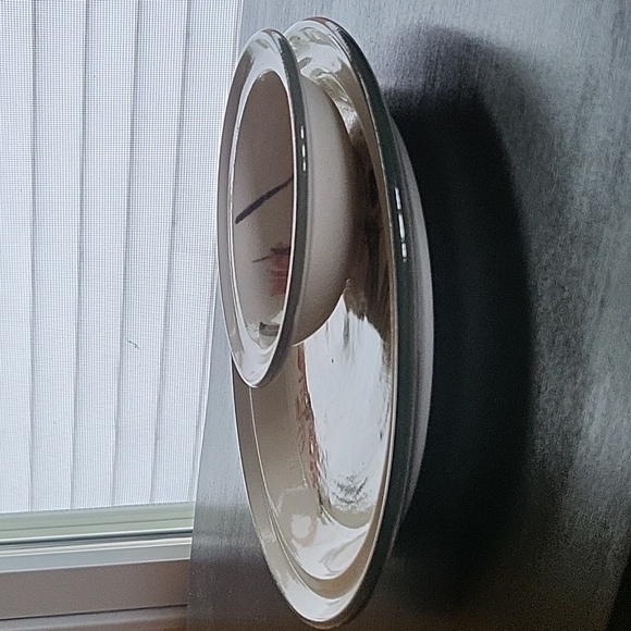 Studio Pottery Serving Plate With Attached Dipping Bowl - Picture 5 of 7